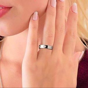 Classic 18K Gold Plated Blingy Ring: White Gold